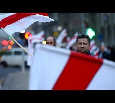 Biélorussie : rassemblement d'une centaine d'opposants à Minsk