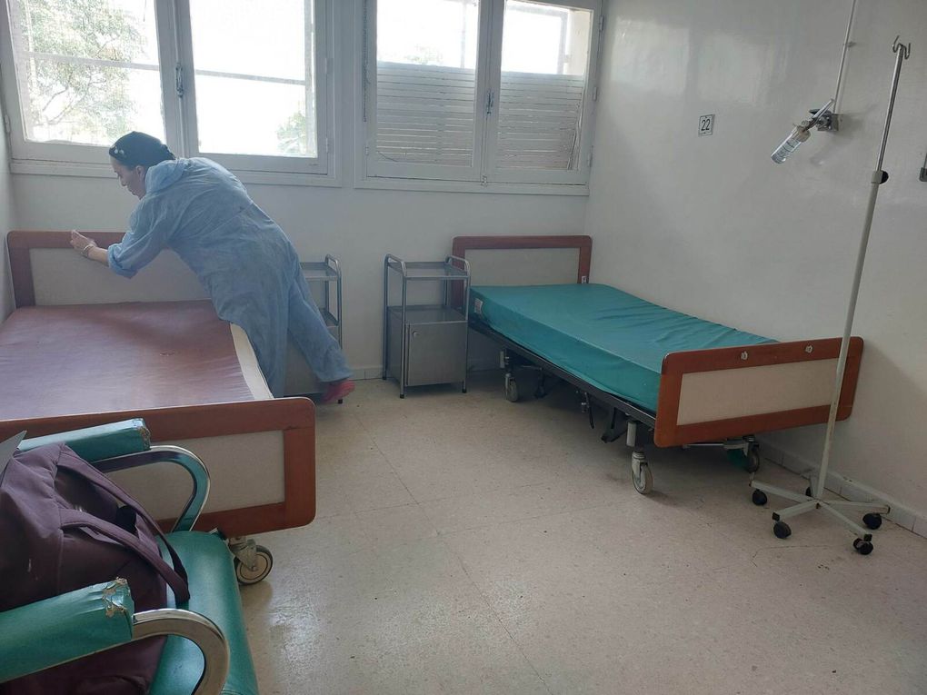 09-10 mai 2023- Chargement et livraison de 5 lits médicalisés à l'hôpital de la Rabta- Tunis