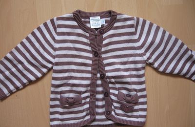 2 € Gilet fille rayé mauve et rose clair Cadet Rousselle 6 mois