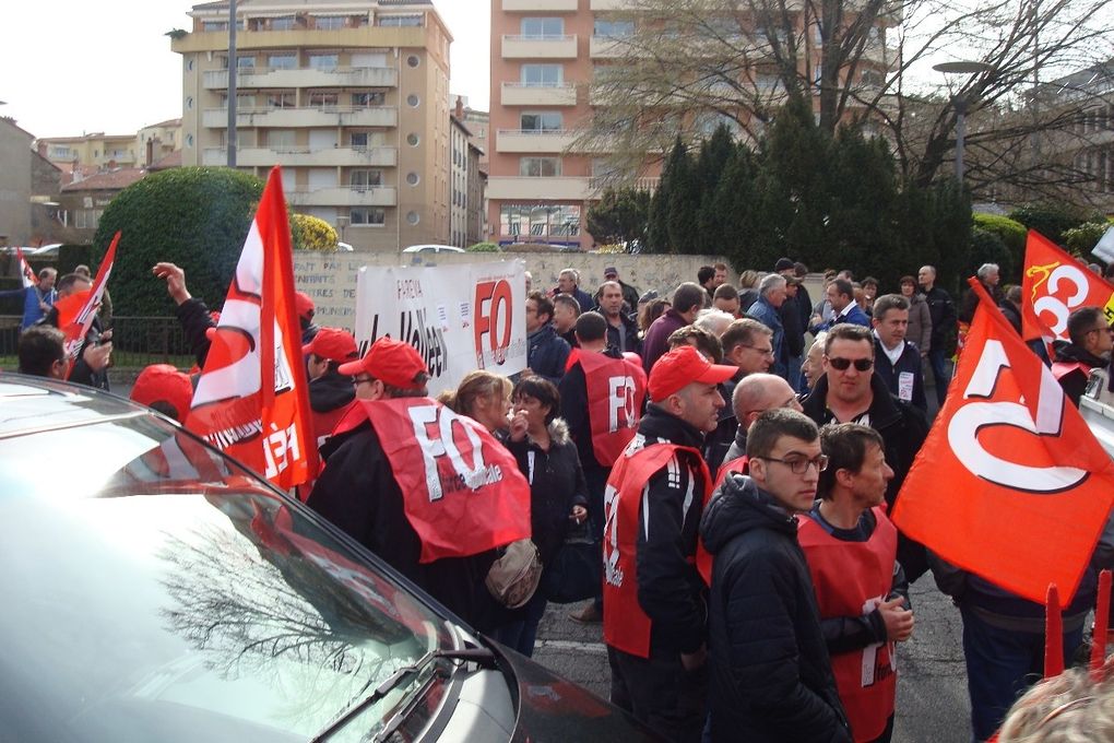 31 mars: 5000 manifestants au Puy, 1million 200 000 dans le pays, une grève très suivie