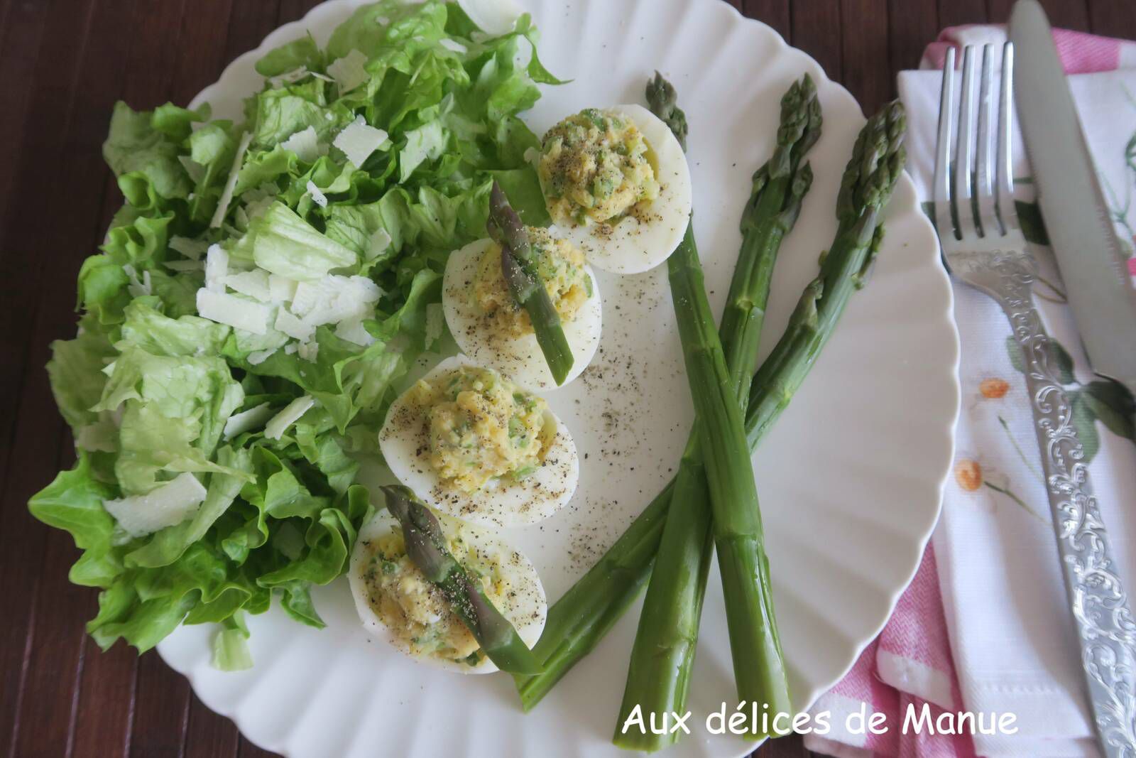  oeufs, oeufs mimosa, oeufs durs, asperges, asperges vertes