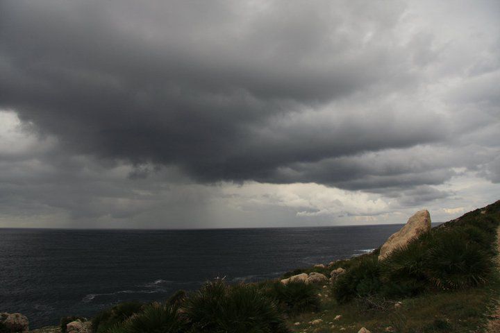 Il mare di fronte a Custonaci - Foto di Maurizio Crispi