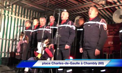 Les pompiers de Chambly chantent Noël