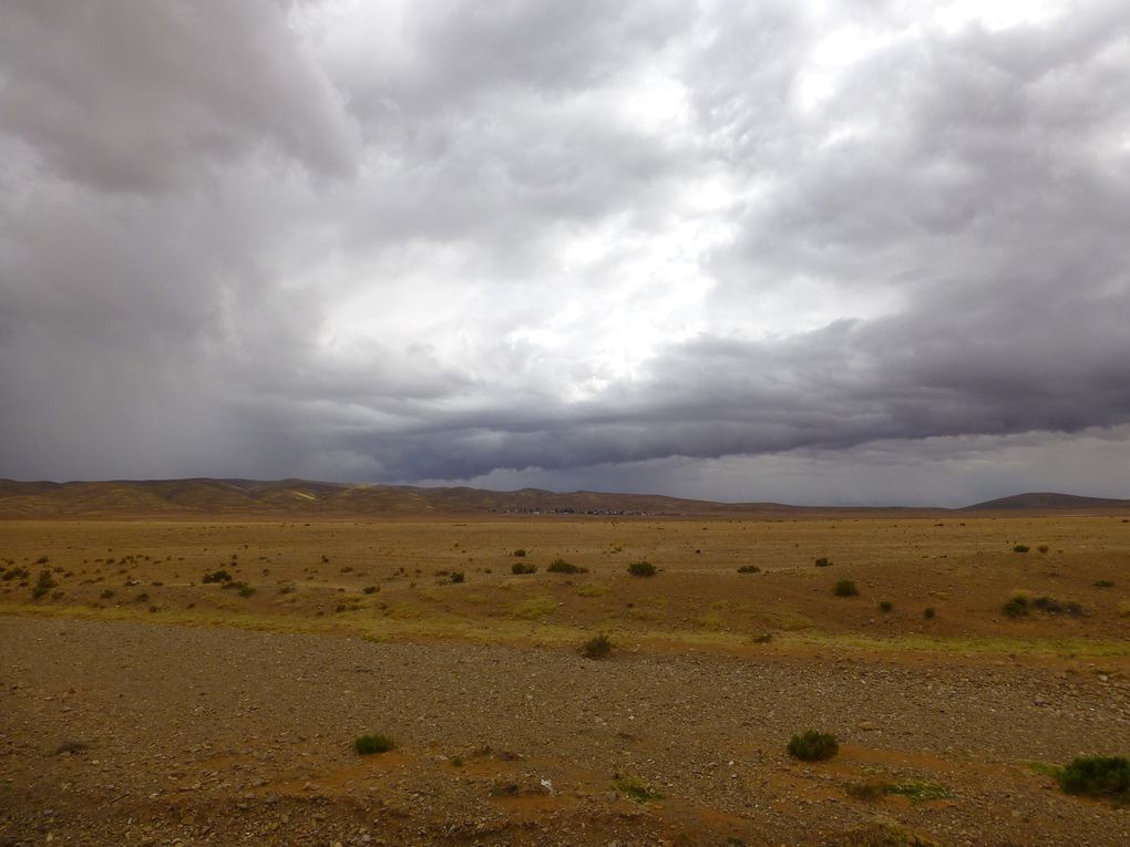 Images from the road between LaPaz and Oruro with Wojtek, Elise and Emmanuel