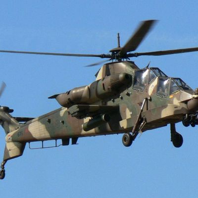  quel prix coûtent 3 des principaux hélicoptères militaires d'Afrique du Sud? 