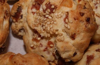 Petits pains rapide au yaourt, lardons et fromage