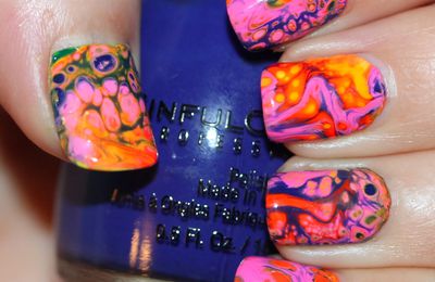 Psychedelic Fluid Nail Art Feat. Sinful Colors Hypnotic Transforming Top Coat in Rebel Rebel