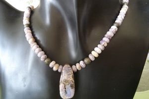 Collier Opale Boulder, sugilite et pyrite (pierres)