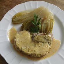 Roti de porc au lait infusé à l'ail et au thym citronné