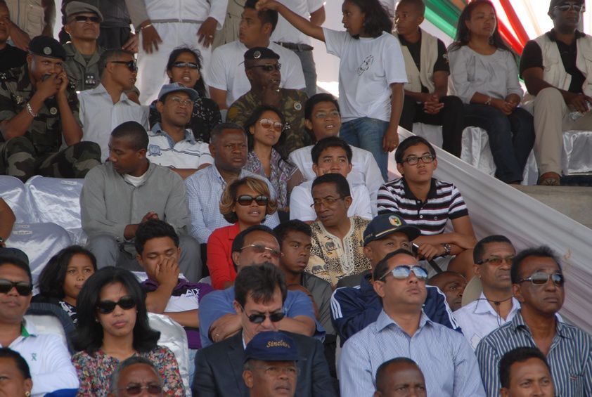 Inauguration du Kianja (Stade) Makis de Madagascar, à Andohatapenaka, par le Président Andry Rajoelina. 2ème partie. Photos: Harilala Randrianarison