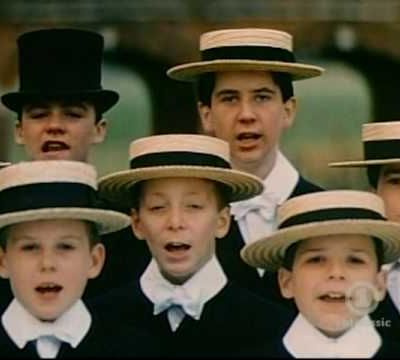 Quand les rockers tapent sur l' école...