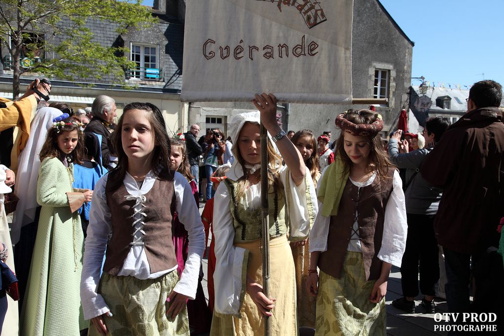 Photos de la fete medievale de guerande.ville de guerande. sel de guerande.