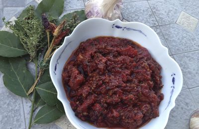 Sauce aux tomates confites au vinaigre balsamique