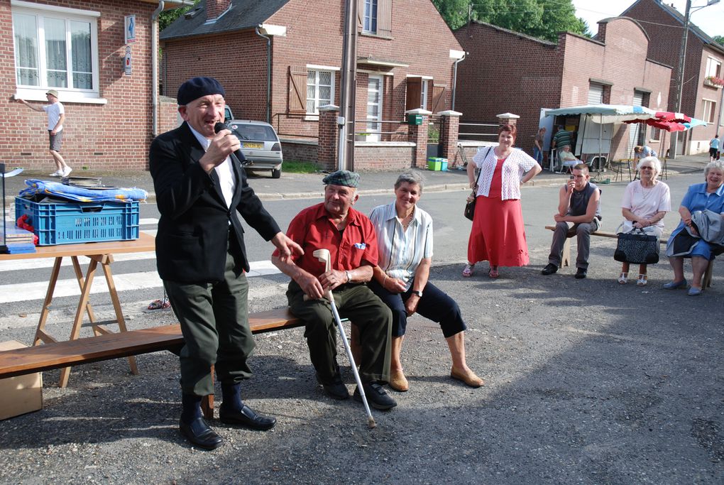 les 13 & 14 juillet 2009, et la fete au village avec la réderie, les majorettes, et bourvil !!!!