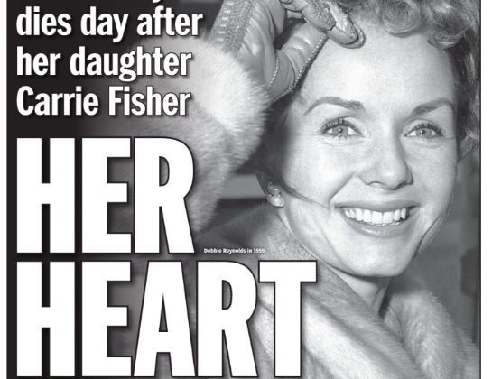 La comédienne Debbie Reynolds est décédée, peu de temps après la mort de sa fille Carrie Fisher.