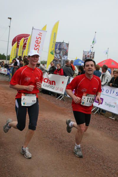 <p>10 athl&egrave;tes d'HENIN ENDURANCE TEAM ont particip&eacute; activement au 10kms de la route du loivre 2007. Le parcours avec un nouveau trac&eacute; de 10,7 kms a laiss&eacute; beaucoup de traces au plan musculaire li&eacute; &agrave; de nmbreuses diffcicult&eacute;s.</p>
<p>&nbsp;</p>