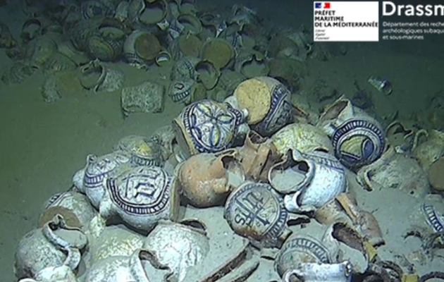 An exceptional underwater discovery, 2,500 metres below the surface, off the coast of Ramatuelle.
