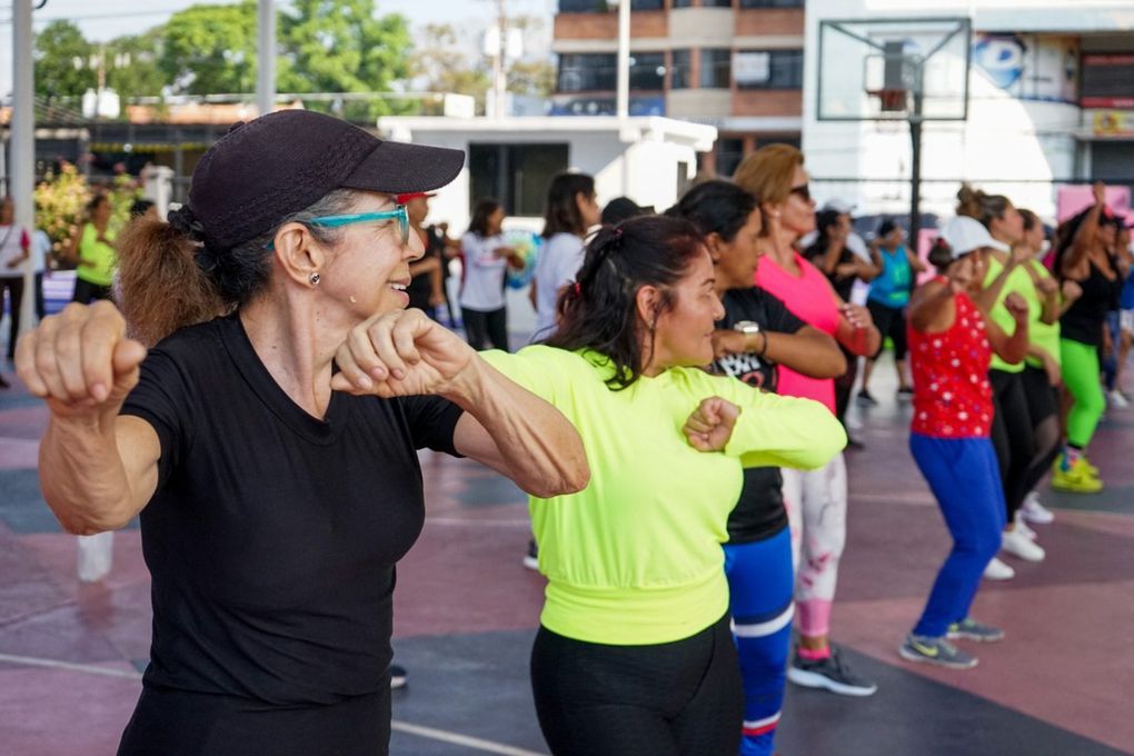 Con clase especial de Zumba continuó celebración del Mes de la Mujer en el municipio Naguanagua