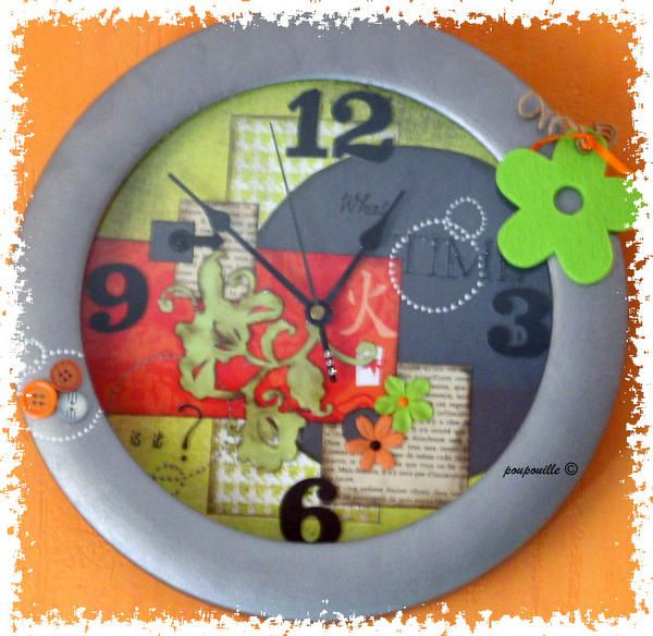 Des customisations de différents supports : horloge, lettres decopatch, toiles, boites...