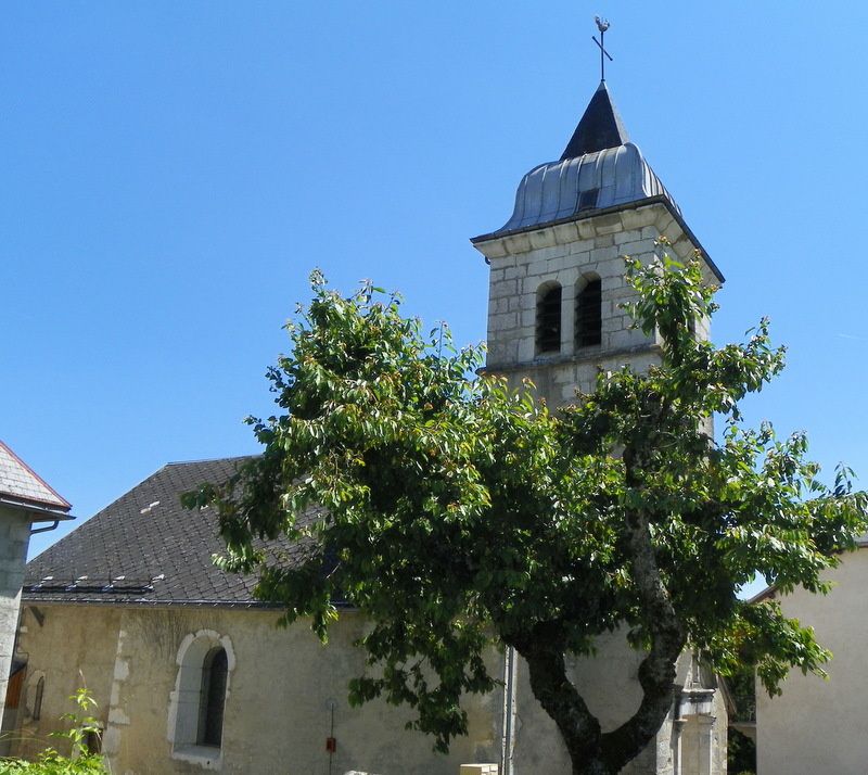 Villages, lacs, cascades, forêts, patrimoine ...