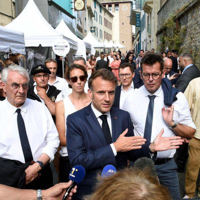 [AOP Roquefort] Emmanuel Macron en visite à Roquefort pour le centenaire de l'AOP