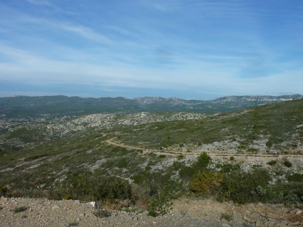 Le Garlaban, d'Allauch au Pic du Taoumé!