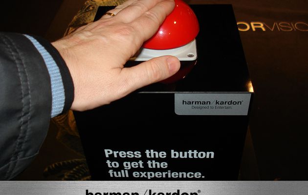 Un buzzer à la fnac TERNES avec harman kardon