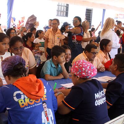 Más de mil 200 familias beneficiadas con jornada integral de salud en Lomas de Rafael Urdaneta de Valencia 