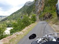 Les gorges du Tarn, village typique sur le versant opposé, panorama depuis le point sublime (2 photos), Sainte Enimie (2 photos), Montbrun, l'ascension au causse Méjean, Vue depuis le haut du causse Méjean.