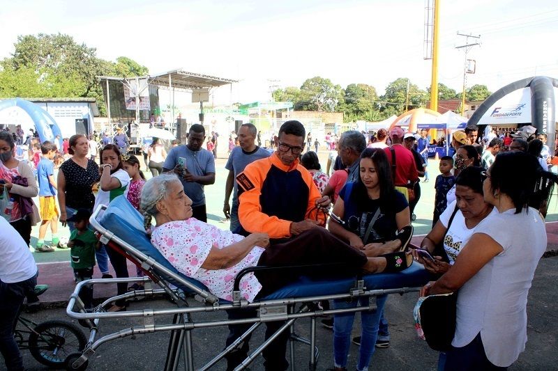 Gobernador de Carabobo inauguró microplanta de llenado de gas doméstico en sector El Socorro de Valencia