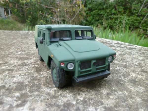 GAZ 2330 TIGRE au 1/43 (par Hervé C.)