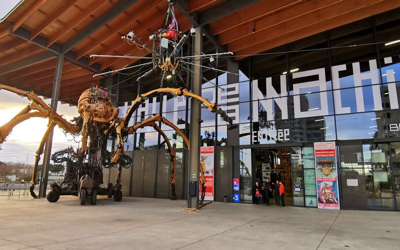 Cure de jouvance pour Astérion, le Minotaure de la Halle de la Machine