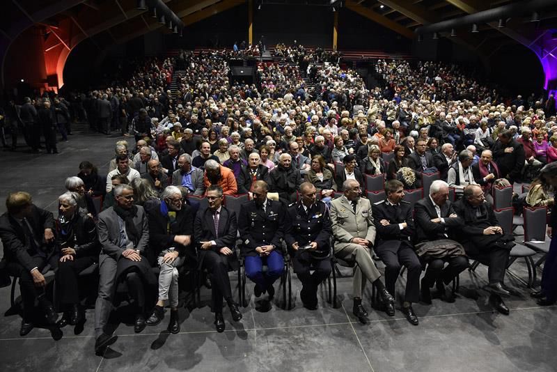 Un grand merci aux photographes de la mairie de Digne les bains ainsi qu'à Mr Bini .