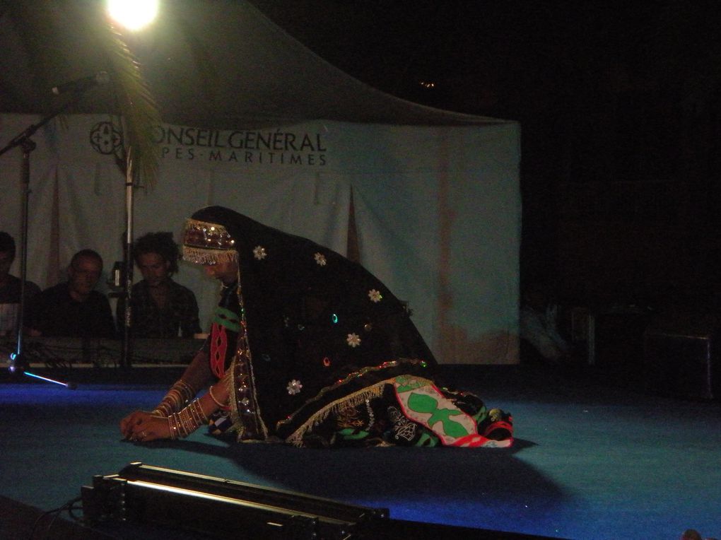 Photos du spectacle de DHOAD,les gitans du Rajasthan sur le parvis du musée des arts asiatiques de NICE dans le cadre des soirées estivales de la ville,le 17 Juillet 2012.