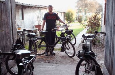 mon fils kevin avec les solex