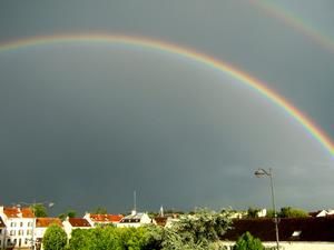 L'art arc en ciel et clin d'oeil à un ami