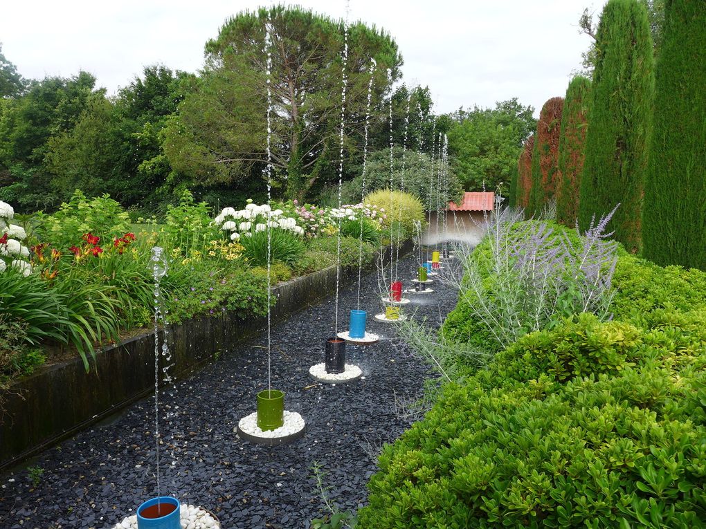 Sur la route de Bielle, arrêt, visite et pique-nique aux JARDINS DES MARTELS, une pure merveille.