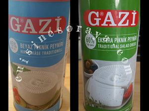 Feuilles Yukfa et le fromage turc beyar peynir