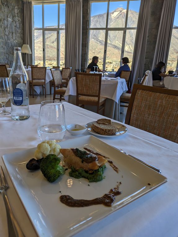 Pour un bon repas au Parador, face au TEIDE