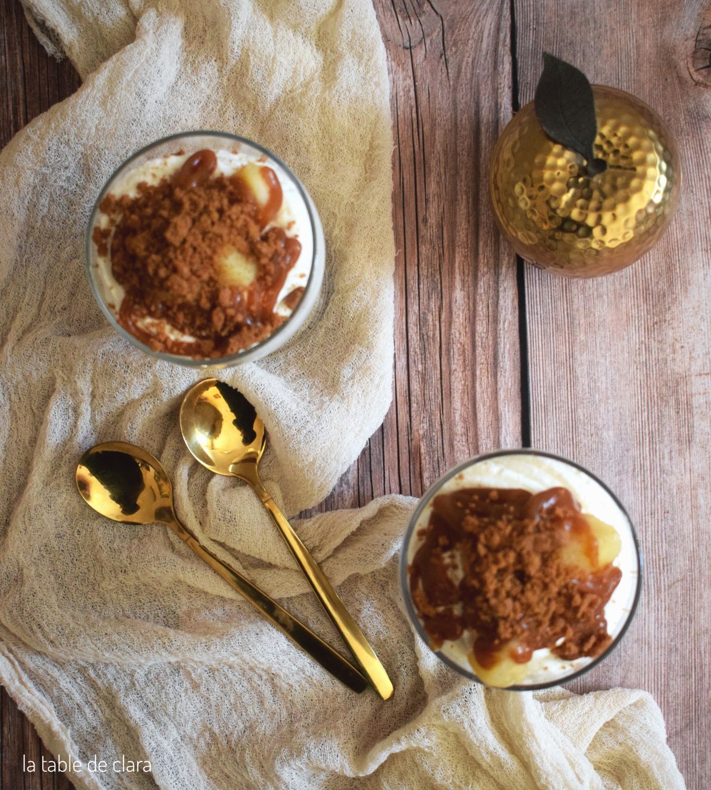 Coupe gourmande pommes, caramel beurre salé chantilly mascarpone