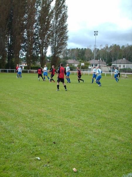 1ère Journée de championnat
Victoire 1à0;
Merci à Caro pour ces photos !!!