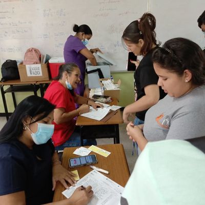 Comunidad universitaria de la Universidad Politécnica Territorial de Valencia atendida en jornada médica