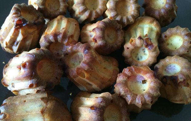 Minis Cannelés lardons et herbes de provence