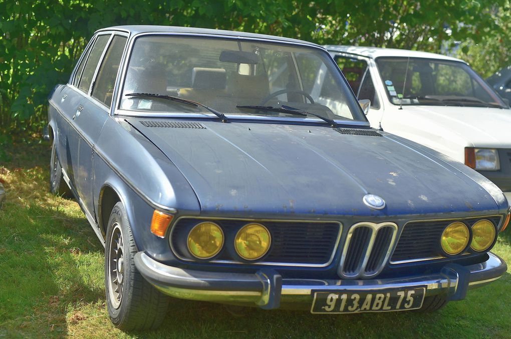 Rassemblement (PAPA35) , club Passion Auto Prestige et Ancienne d'ille et Vilaine de juillet 2019