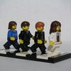 Lego World : bible et Beatles