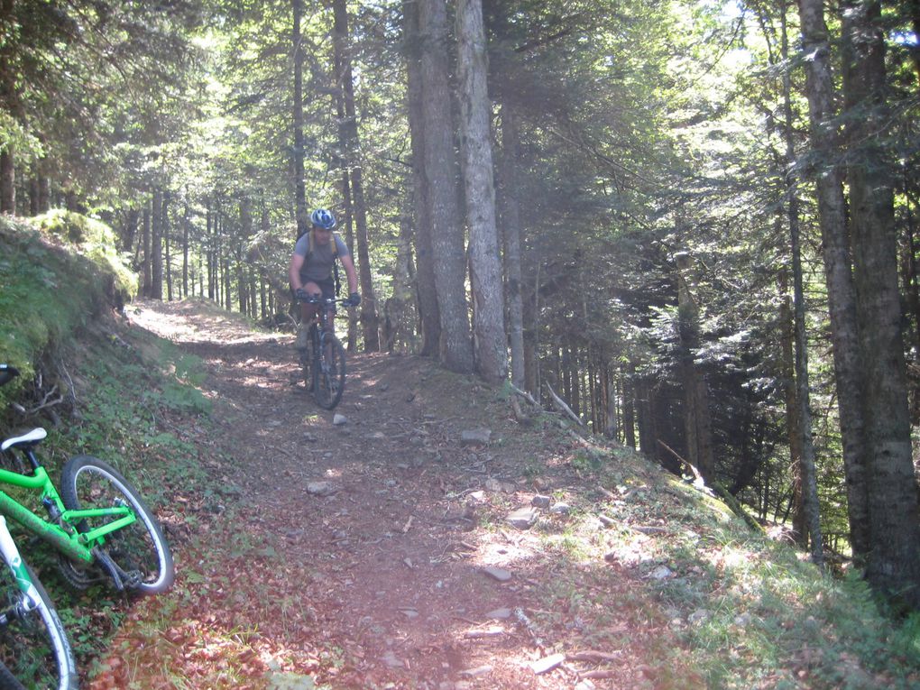 Sortie VTT club: descentes Superbagnères / Luchon qui a eu lieu le mardi 28 juillet 2009.