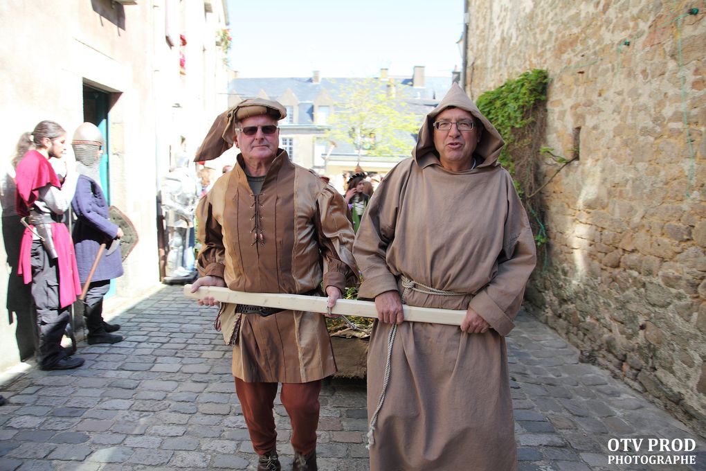 Photos de la fete medievale de guerande.ville de guerande. sel de guerande.