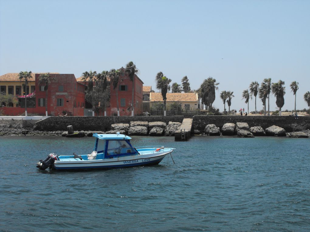 Nous avons fait le chemin de Croix sur l'île de Gorée au vendredi saint