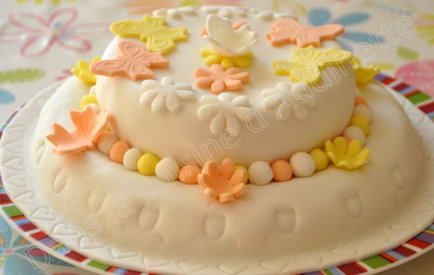 Gateau A Etage Layer Cake Printanier Dans La Cuisine D Audinette
