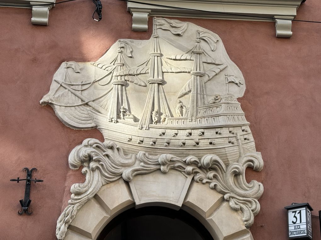 PL24 MC - City trip in Warsaw 